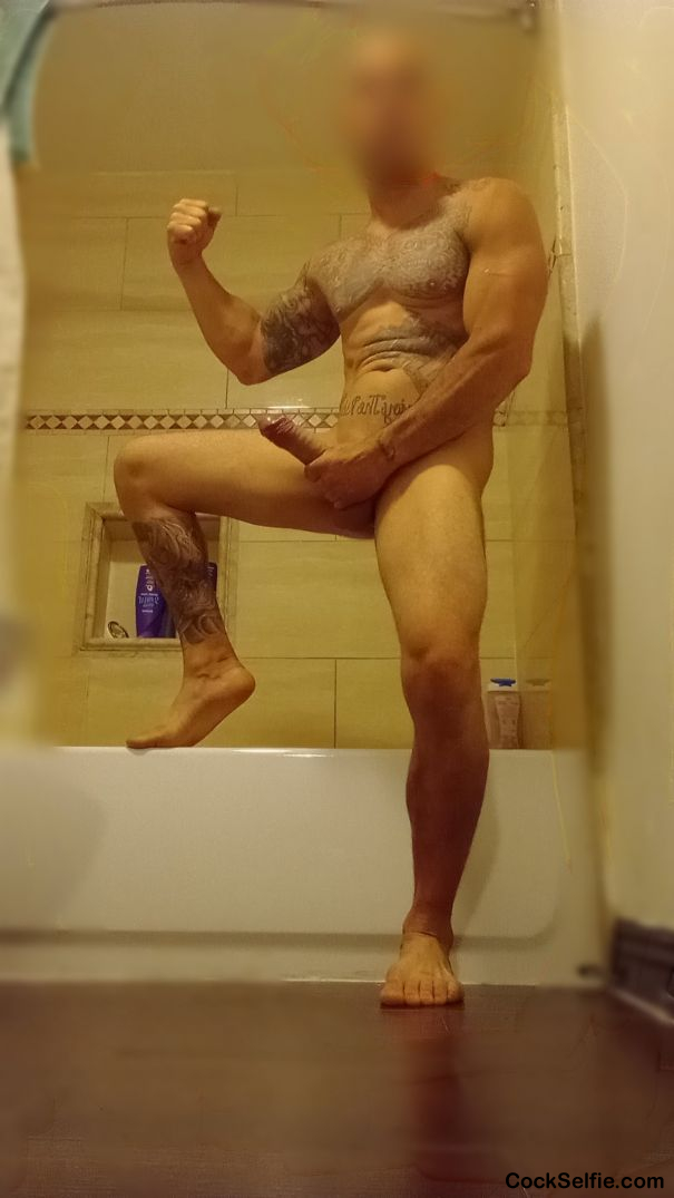 Full body pic shows true size of a man's Dick (no zoom in chump shit - Cock Selfie