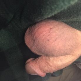 Warm him up and make him grow. - Cock Selfie