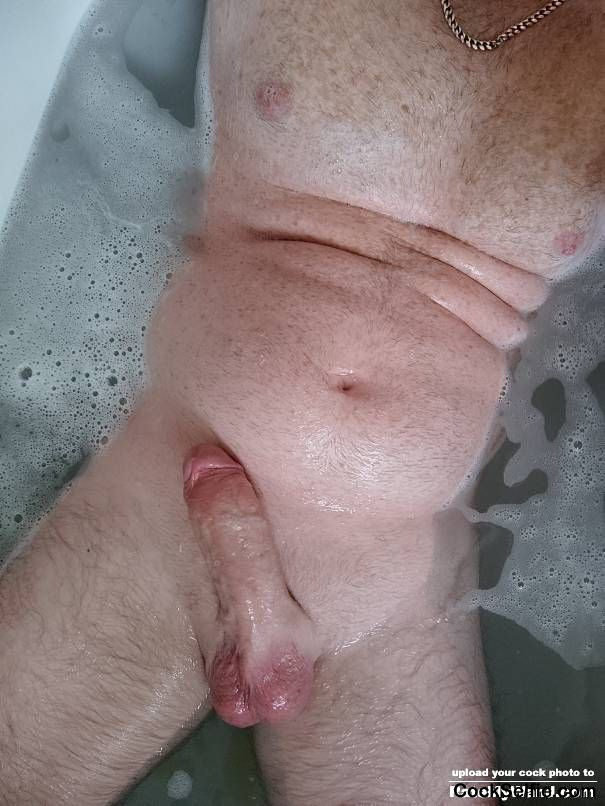 Come bath with me - Cock Selfie