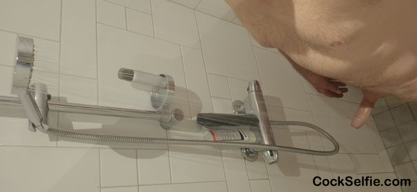 Shower - Cock Selfie