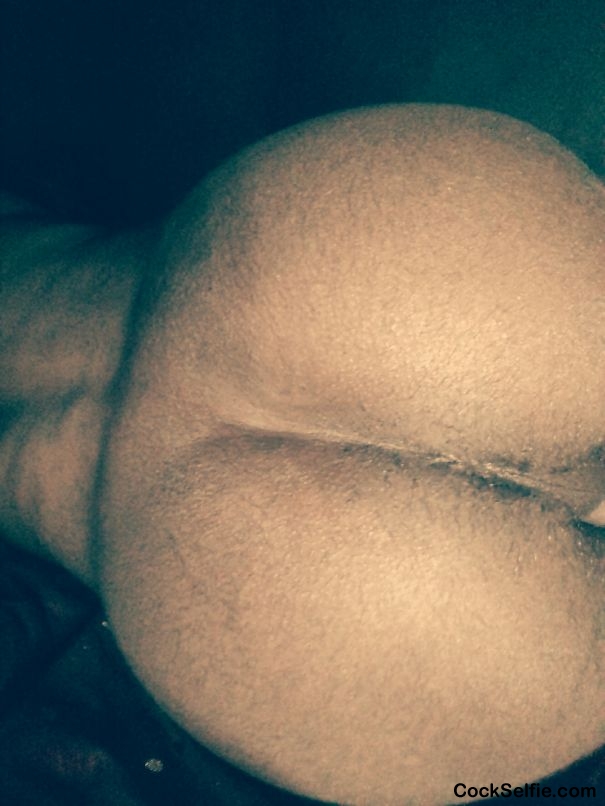kiss my butts - Cock Selfie