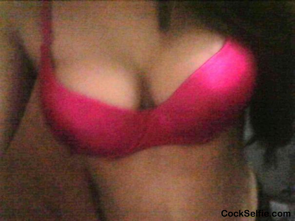 My gf saniya khan showing boobs for me - Cock Selfie