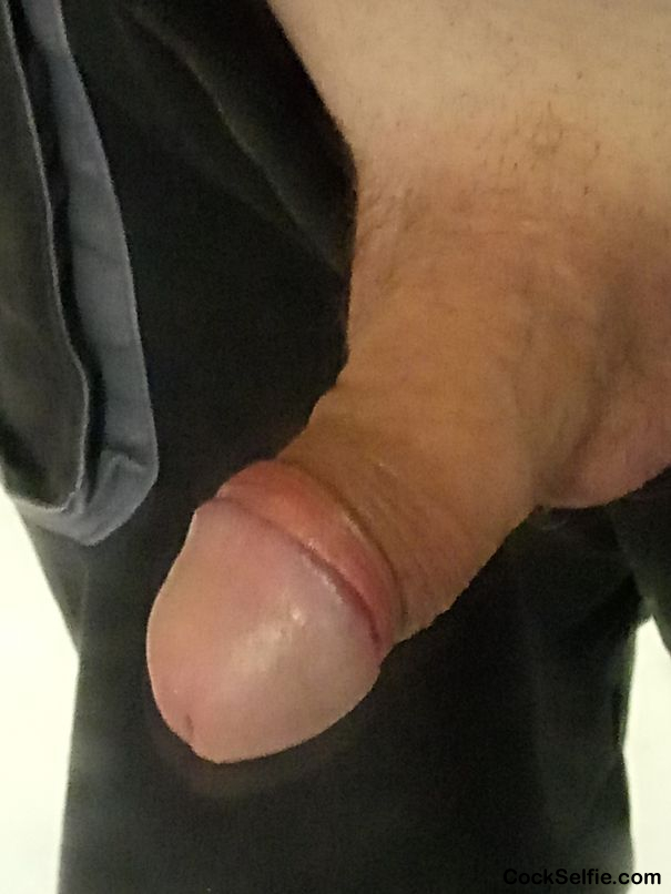 does it look better shaved - Cock Selfie