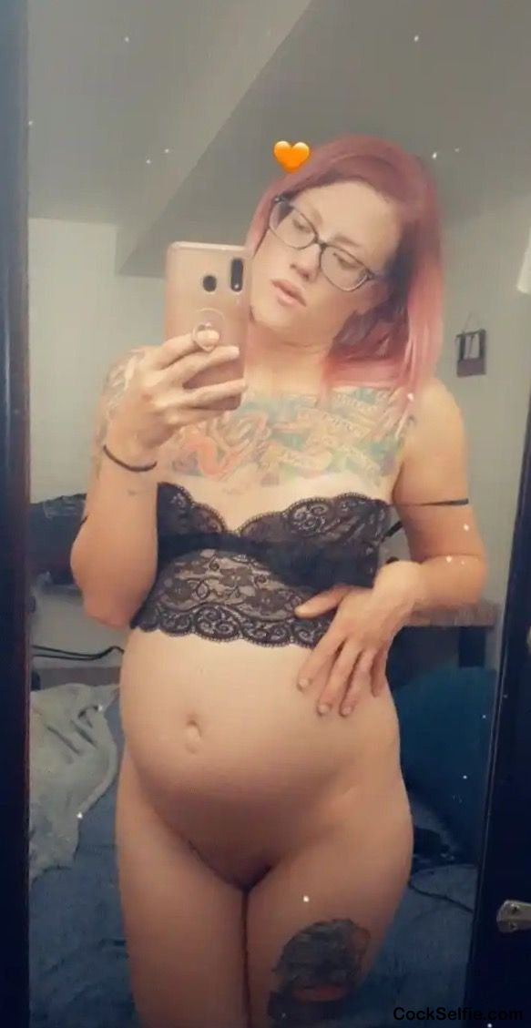 Still sexy or to pregnet - Cock Selfie