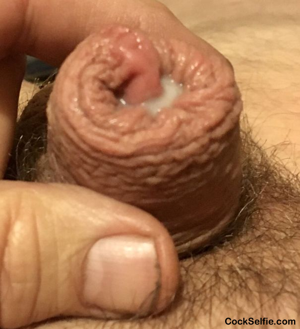 Hidden penis cum while Gland is retracted - Cock Selfie